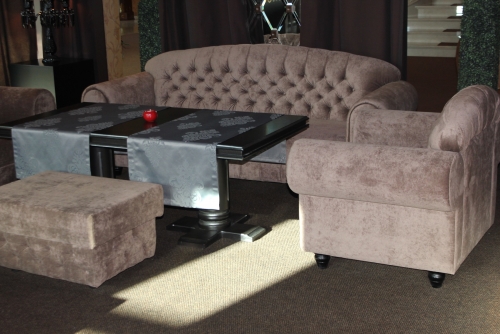 Restorano baldai (Sofa,  fotelis ir pufas)