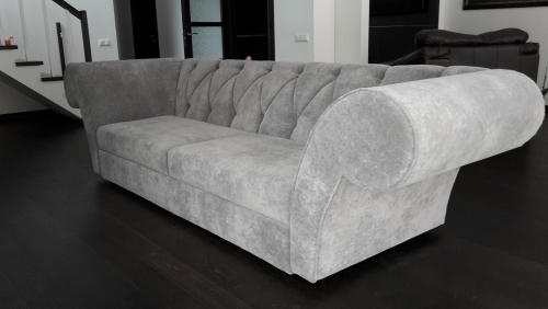 sofa su placiais porankiais
