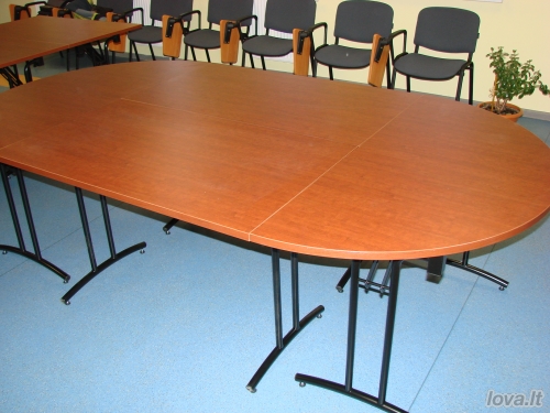 Konferencinis stalas