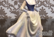 Royal Doulton statulėlė