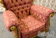 Baroko stiliaus fotelis